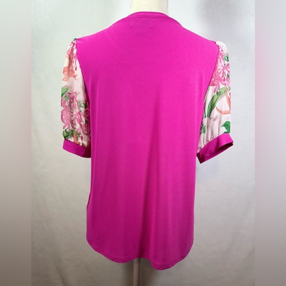🔥3 for $15🔥CeCe Fuchsia Blouse with Floral Sleeves Women’s Size M - Picture 4 of 8